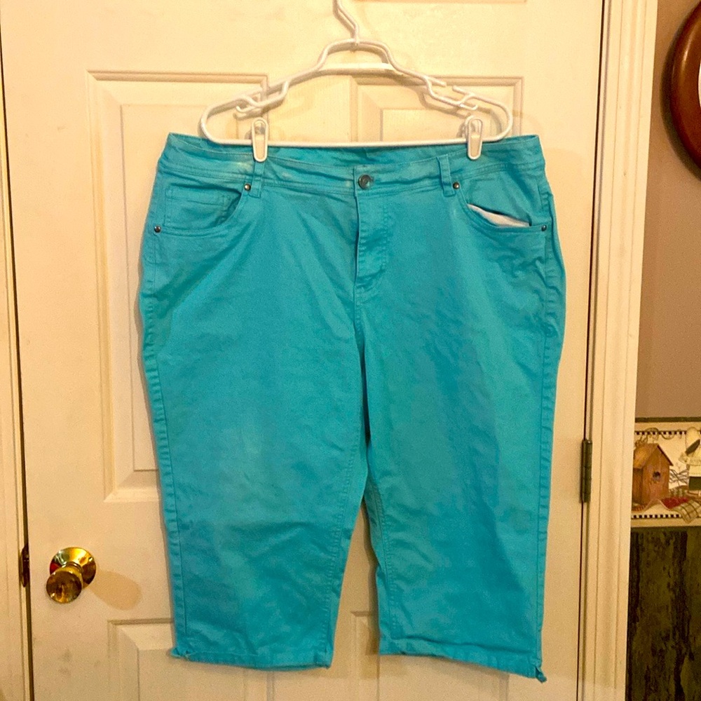 Lane Bryant pedal capri jeans